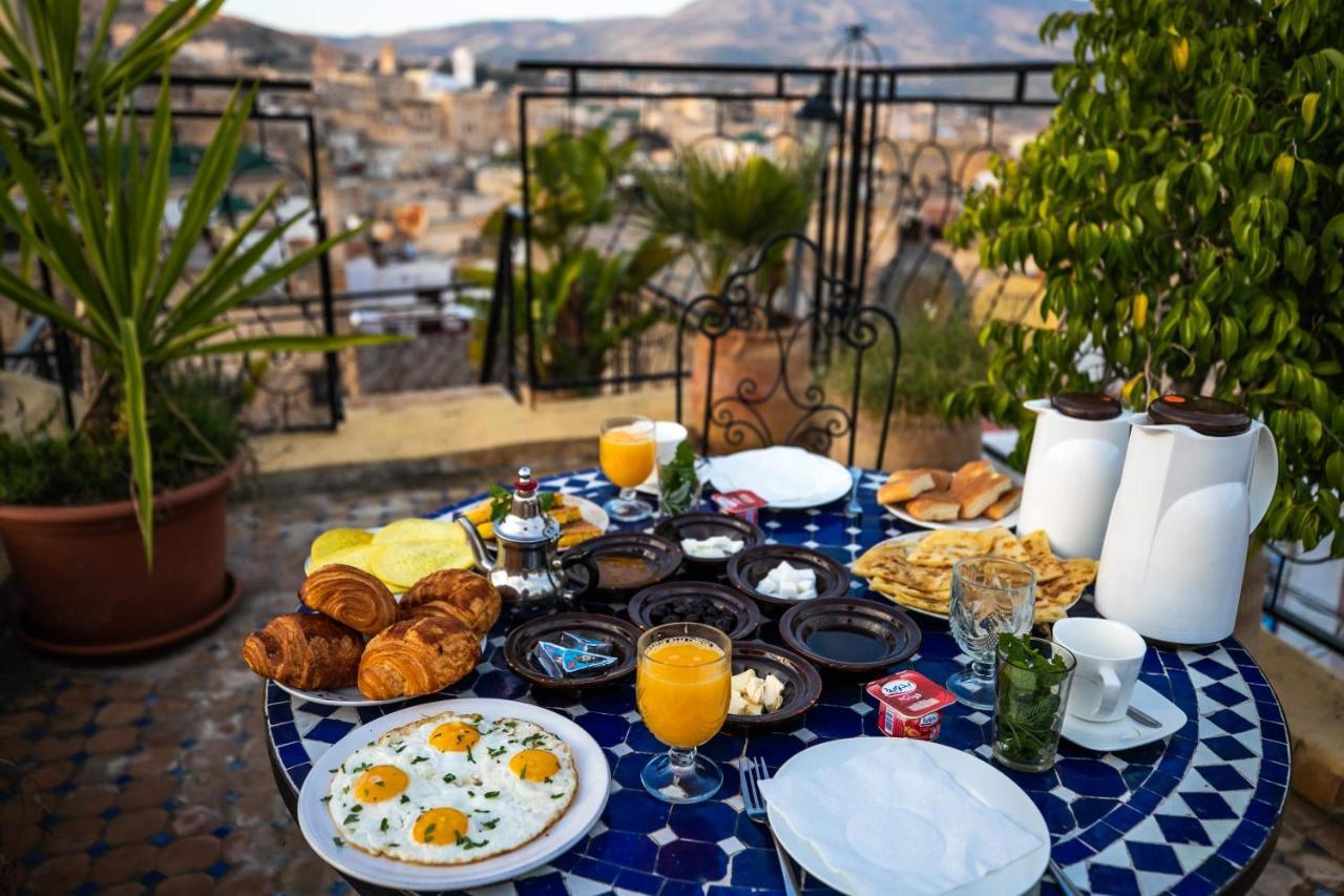 Riad Fes Aicha Hotel Exterior photo